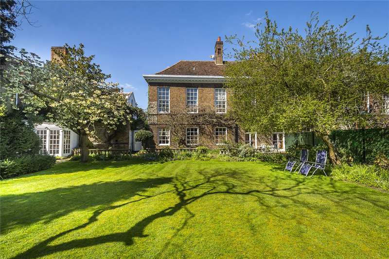 3 Bedroom House For Sale In Old Palace Yard, Richmond, TW9 1PA