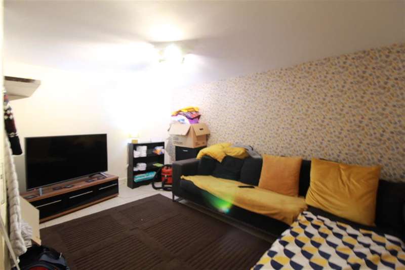 3 Bedroom Flat To Rent In Chatham Street, Reading, RG1 7HT
