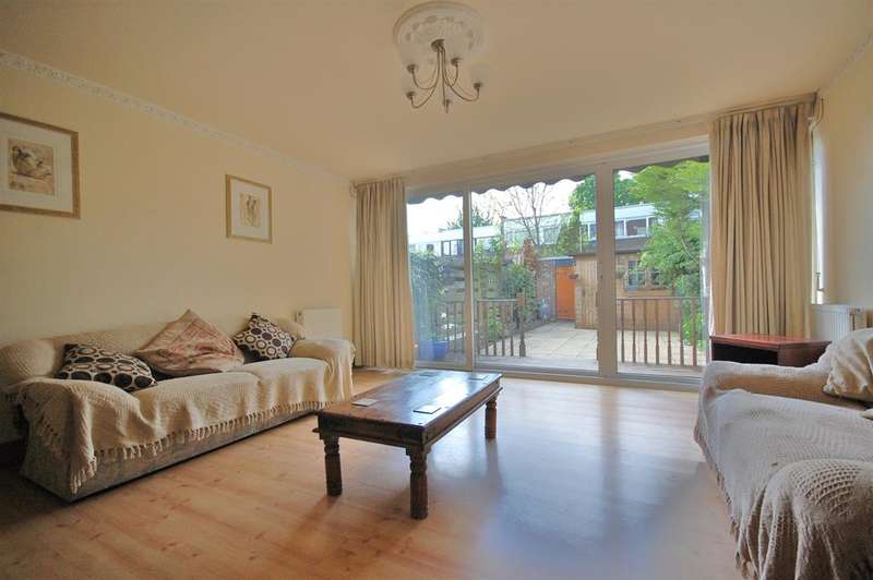 3 Bedroom House To Rent In Elton Place, Stoke Newington, London, N16 8LU