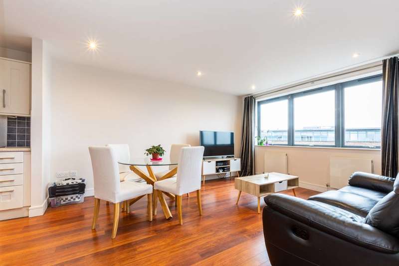 2 Bedroom Flat To Rent In Upper Richmond Road, Putney, SW15 6SY