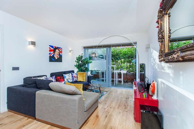 2 Bedroom Flat For Sale In John Harrison Way, Greenwich, London, SE10 0BY