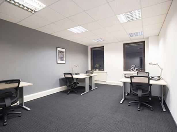 Office To Rent In George Street, Edinburgh, EH2 3ES