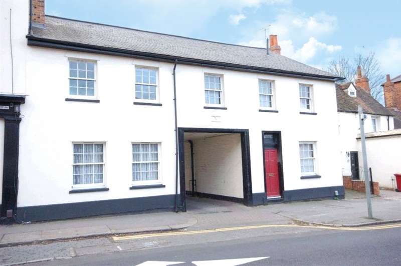 1 Bedroom Flat For Sale In Southampton Street, Reading, Berkshire, RG1 2QX
