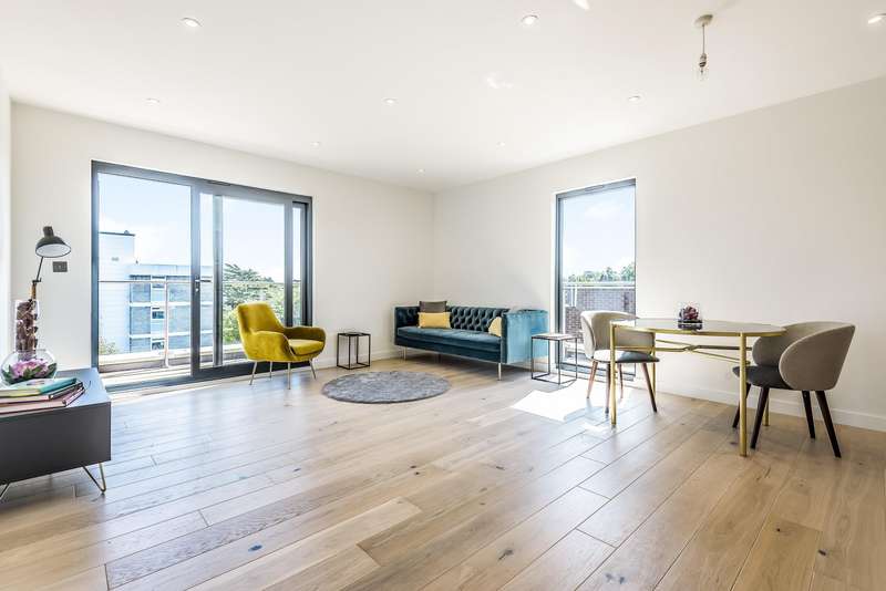 1 Bedroom Penthouse For Sale In Keswick Road, London, SW15 2JR
