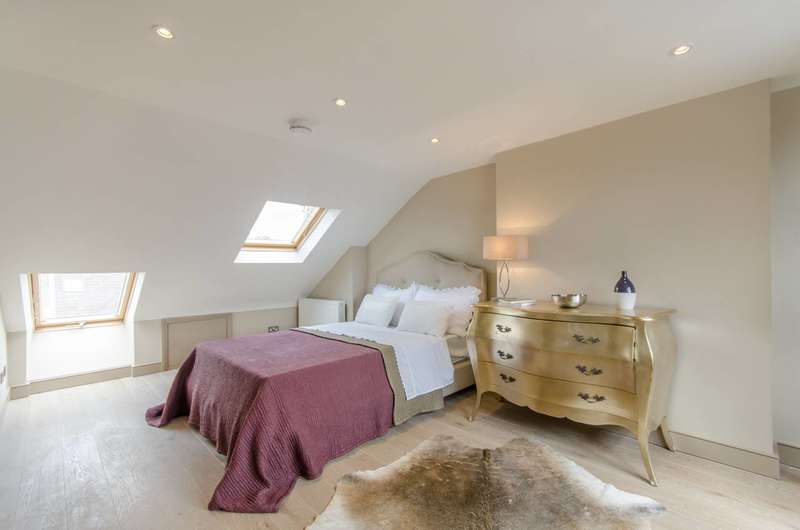 5 Bedroom Terraced For Sale In Gironde Road, Fulham, SW6 7DZ