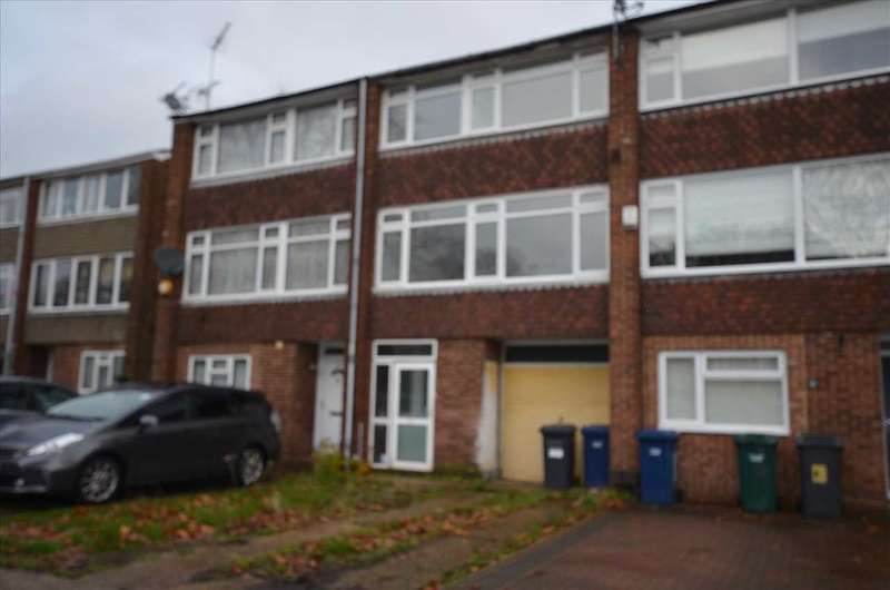 4 Bedroom Town House To Rent In Mallard Close, New Barnet, Barnet, EN5 1DH