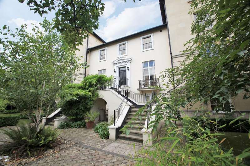3 Bedroom Flat For Sale In Kings Road, Reading, Berkshire, RG1 4NH