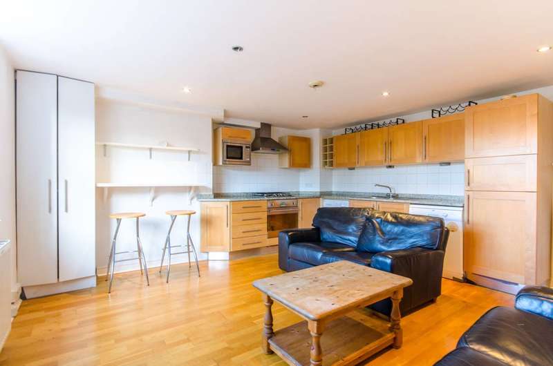 1 Bedroom Flat For Sale In Defoe Road, Stoke Newington, N16 0EP