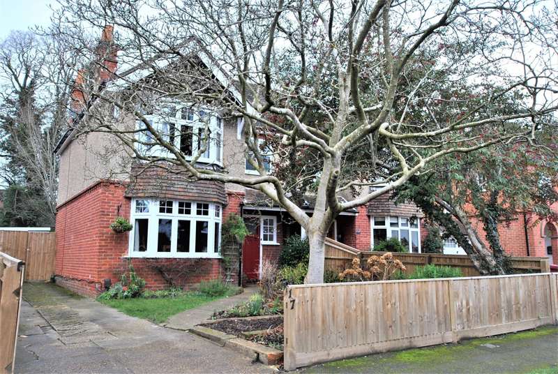 3 Bedroom House To Rent In Morecambe Avenue, Caversham, Caversham Heights, Reading, RG4 7NL