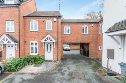 3 Bedroom End Of Terrace For Sale In Bisbrook Croft, Solihull, West Midlands, B91 2LQ