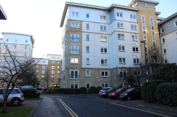 2 Bedroom Flat To Rent In Pilrig Heights, Edinburgh, EH6 5BB