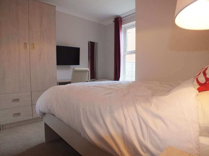 1 Bedroom House To Rent In Waylen Street, Reading, RG1 7UR