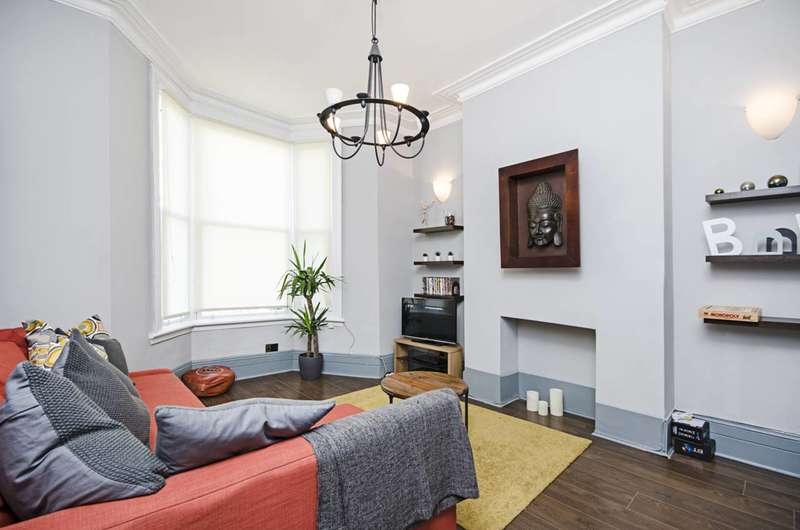 2 Bedroom Flat To Rent In Barretts Grove, Stoke Newington, N16 8AP