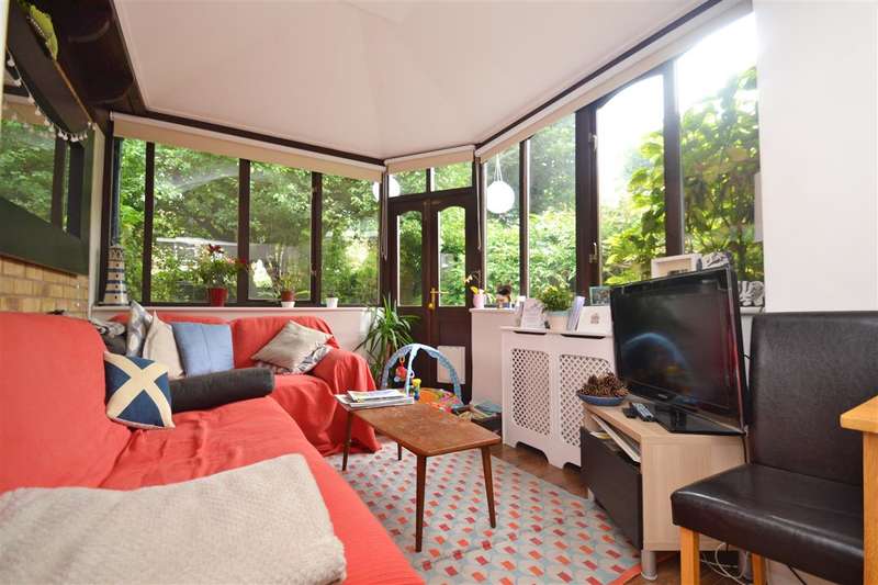 2 Bedroom Apartment To Rent In Disraeli Road, London, SW15 2DY