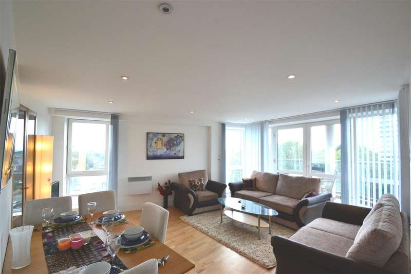 2 Bedroom Flat For Sale In Chiswick High Road, London, W4 5RR