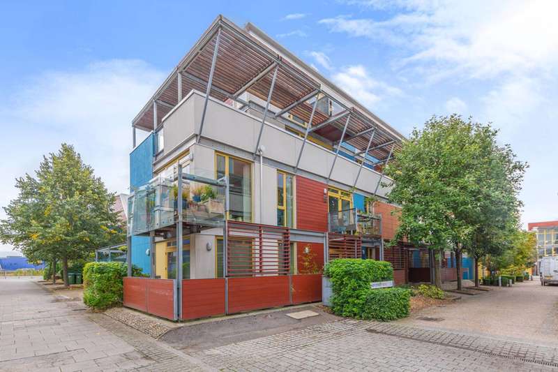 2 Bedroom Flat For Sale In Hop Street, Greenwich, SE10 0QR