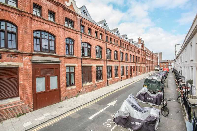 1 Bedroom Flat For Sale In Robert Street, Brighton, BN1 4AY