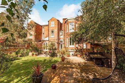 5 Bedroom Semi Detached For Sale In Parsonage Road, Manchester, M20 4PQ