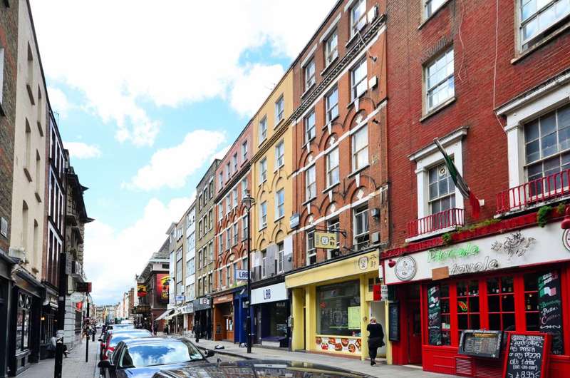 1 Bedroom Flat For Sale In Old Compton Street, London, W1D 4TG