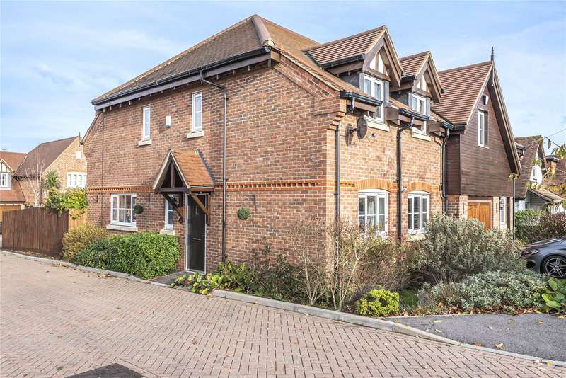 4 Bedroom Semi Detached To Rent In Matthews Close, Earley, Reading, Berkshire, RG6 7EQ