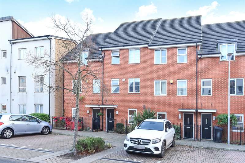 4 Bedroom Town House To Rent In Gweal Avenue, Reading, Berkshire, RG2 0FW
