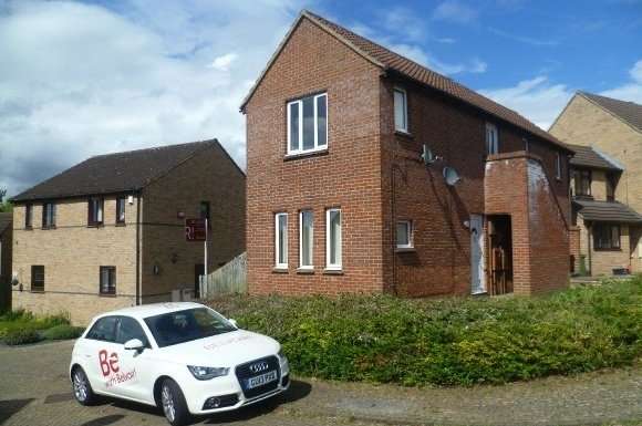 2 Bedroom Flat To Rent In Robertson Close, Shenley Church End, Milton Keynes, MK5 6EB