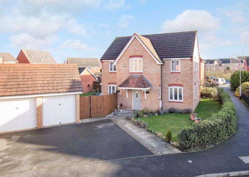 Houses for sale in Corby, Northamptonshire