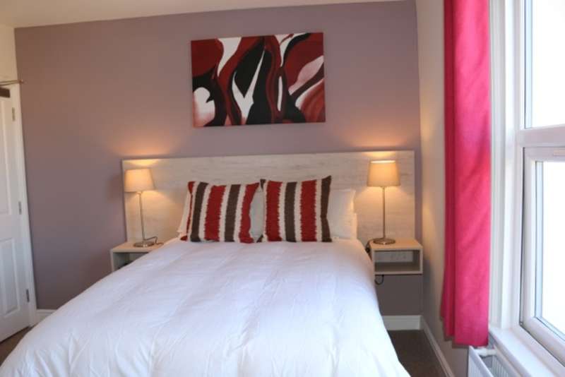 1 Bedroom House To Rent In Waylen Street, Reading, Berkshire, RG1 7UR