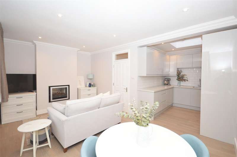 1 Bedroom Apartment To Rent In Red Lion Street, Richmond, TW9 1RW