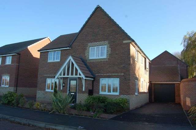 4 Bedroom Detached For Sale In Cowley Meadow Way, Crick, Northampton, NN6 7TY