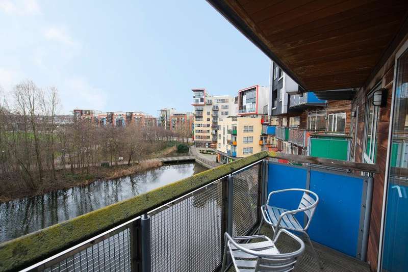 1 Bedroom Flat For Sale In Renaissance Walk, London, SE10 0QL