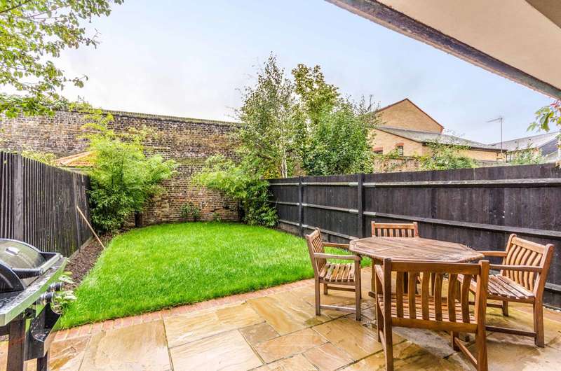 4 Bedroom House To Rent In Plymouth Wharf, London, E14 3EL