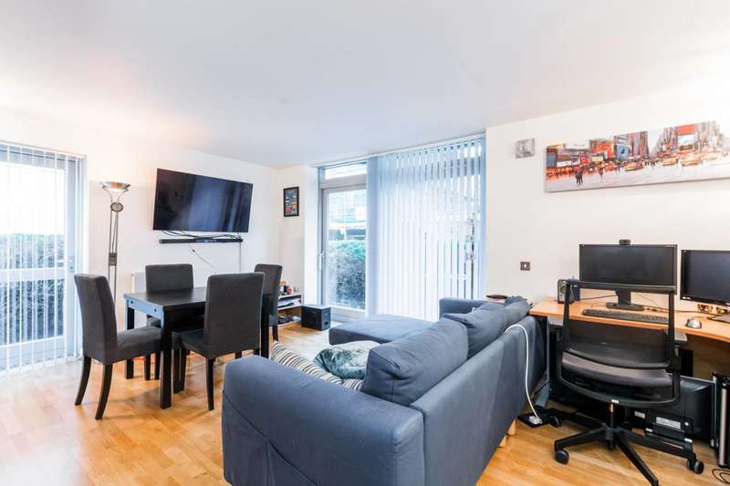 1 Bedroom Flat For Sale In West Parkside, Greenwich, SE10 0QA