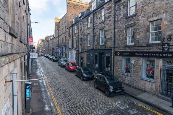 2 Bedroom Flat For Sale In Thistle Street, Edinburgh, EH2 1EN