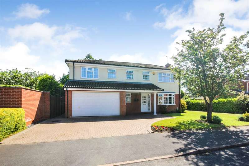5 Bedroom Detached For Sale In Inchford Road, Solihull, West Midlands, B92 9QD