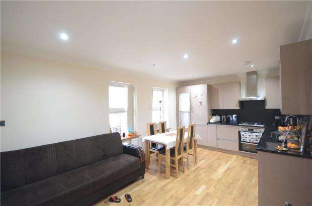 2 Bedroom Apartment For Sale In Caversham Road, Reading, Berkshire, RG1 8BB