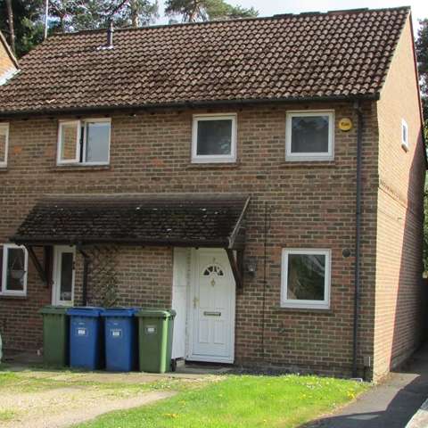 Houses For Sale In Knowl Hill Windsor And Maidenhead